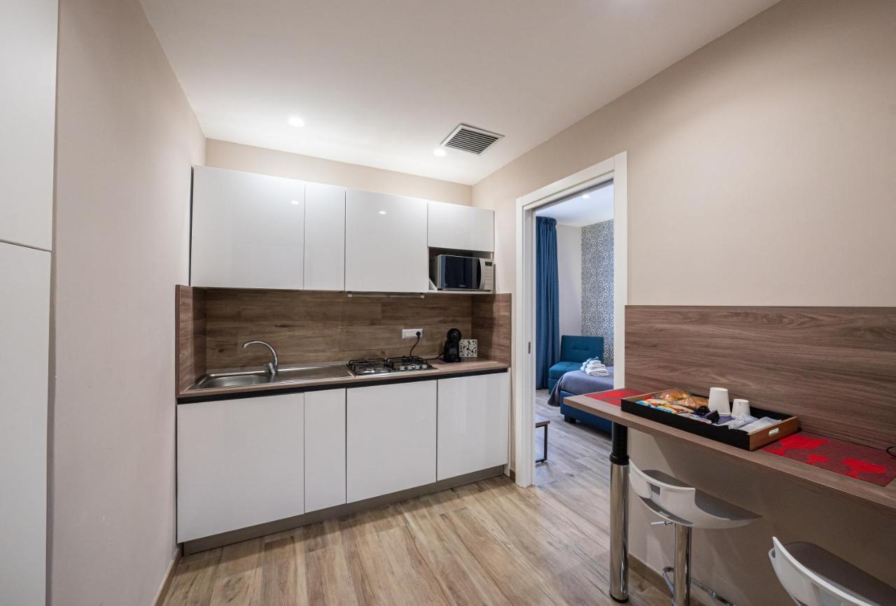 Famalu Apartments Napoli Eksteriør bilde