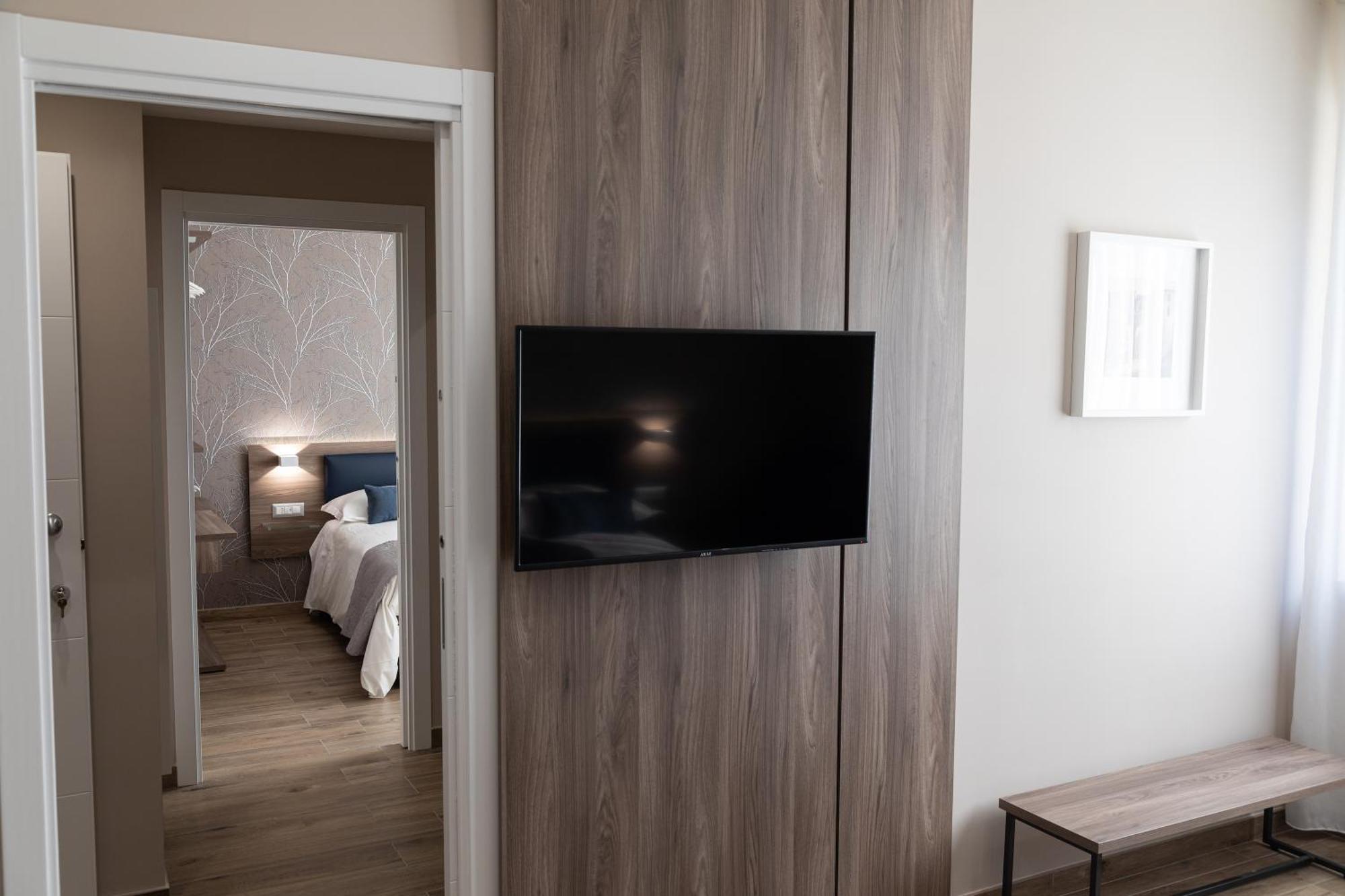 Famalu Apartments Napoli Eksteriør bilde