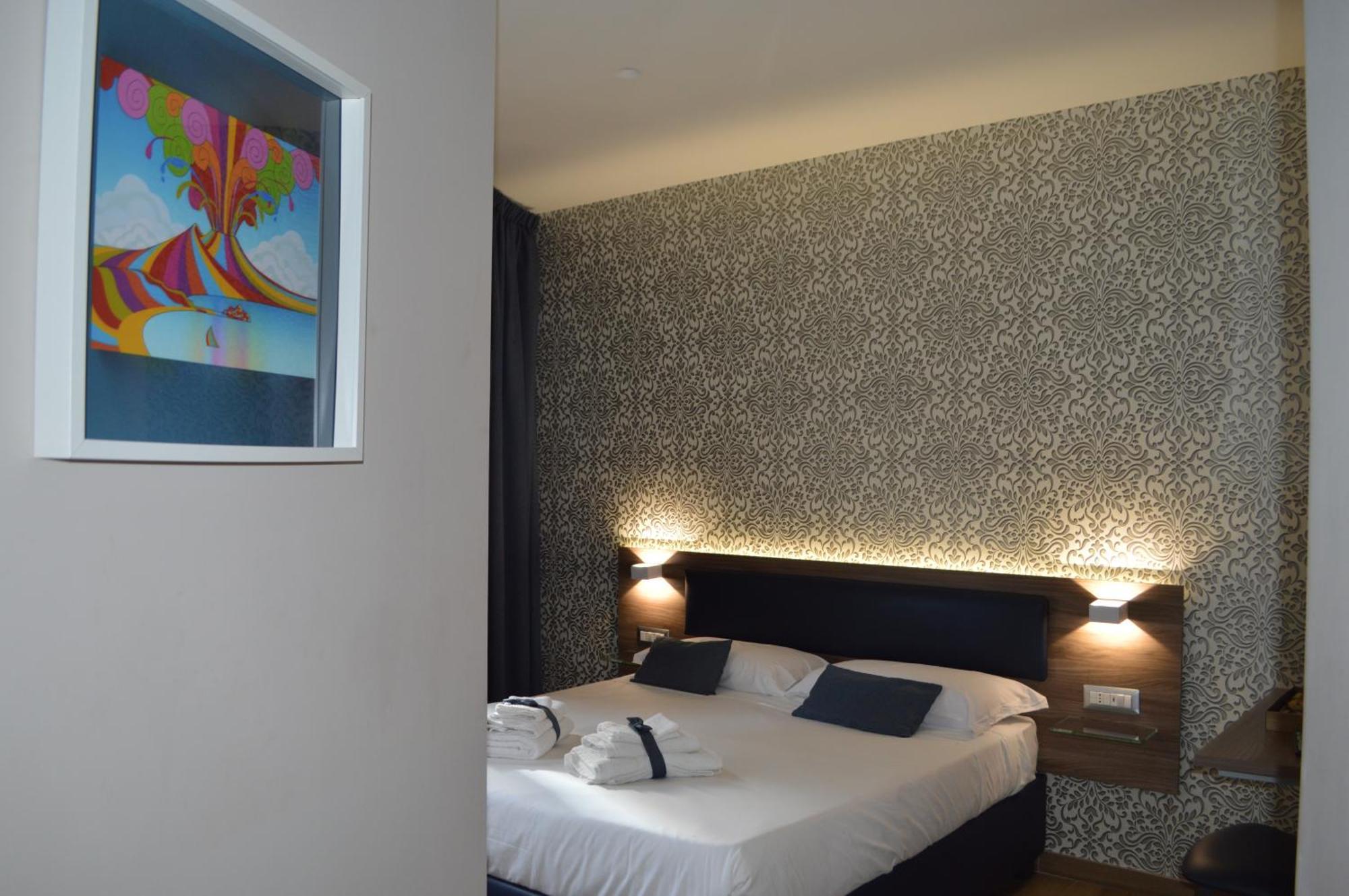 Famalu Apartments Napoli Eksteriør bilde
