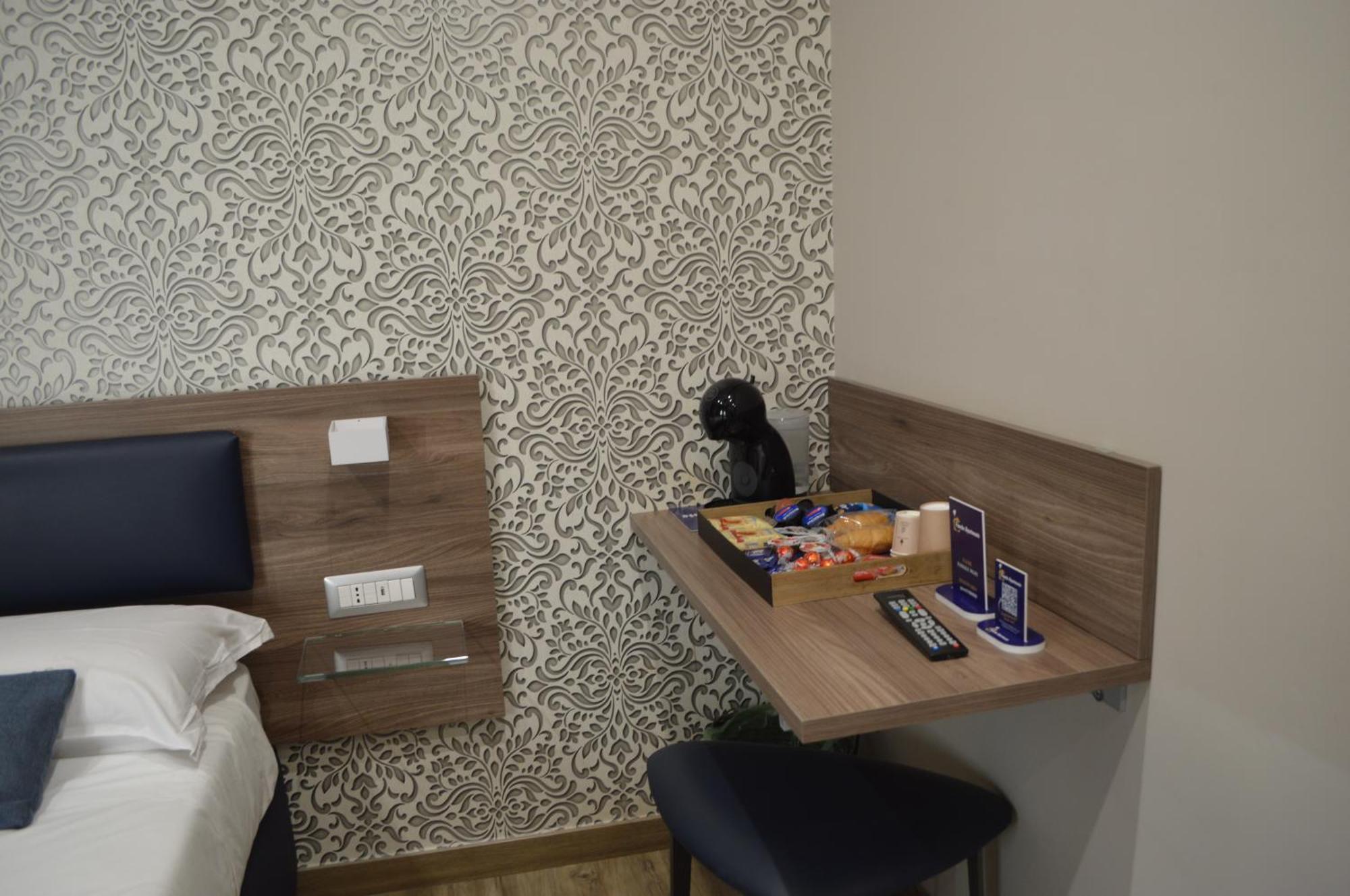 Famalu Apartments Napoli Eksteriør bilde
