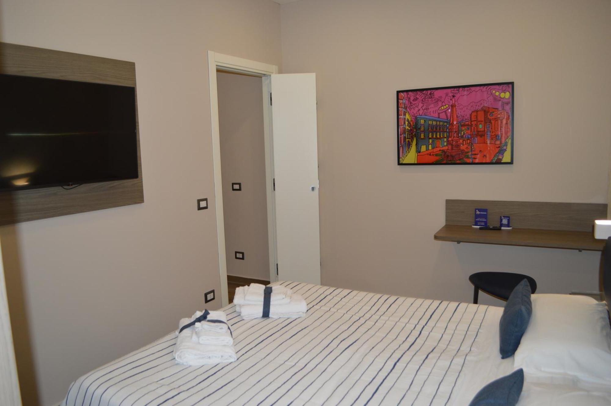 Famalu Apartments Napoli Eksteriør bilde